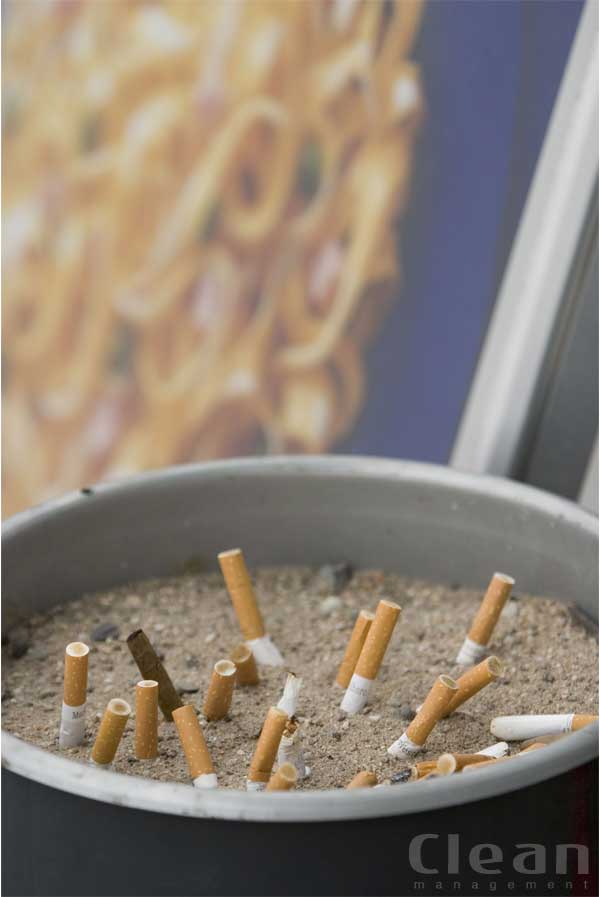 Udendørs askebægre Udendørs askebægre